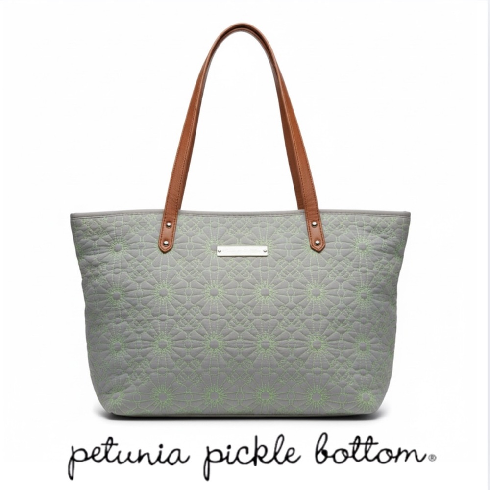 Petunia Pickle Bottom Quilted Downtown Tote in Covent Garden Stop Print